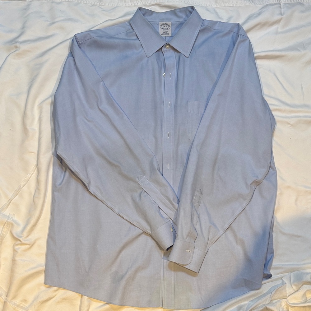 Brooks Brothers Men’s Light Blue Men’s Dress Shirt